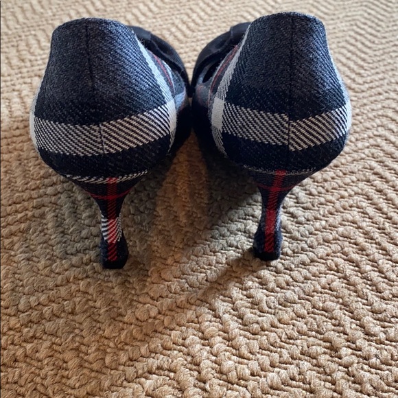 Prada Kitten heels. Plaid wool with bow - Picture 3 of 6
